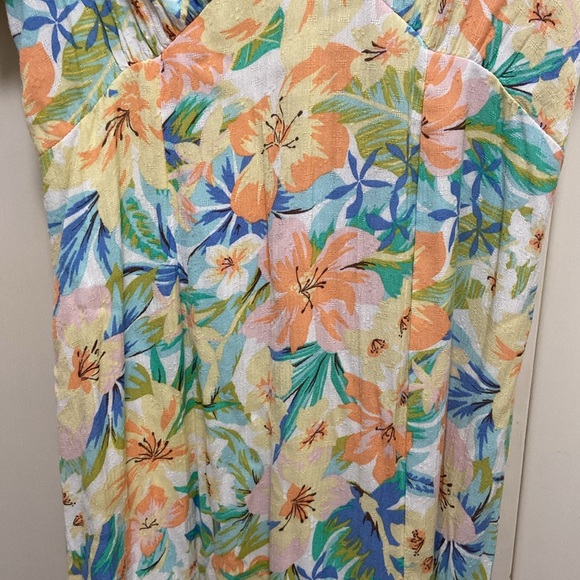 Billabong Floral Flutter Sleeve Midi Dress Good Condition - Picture 6 of 12